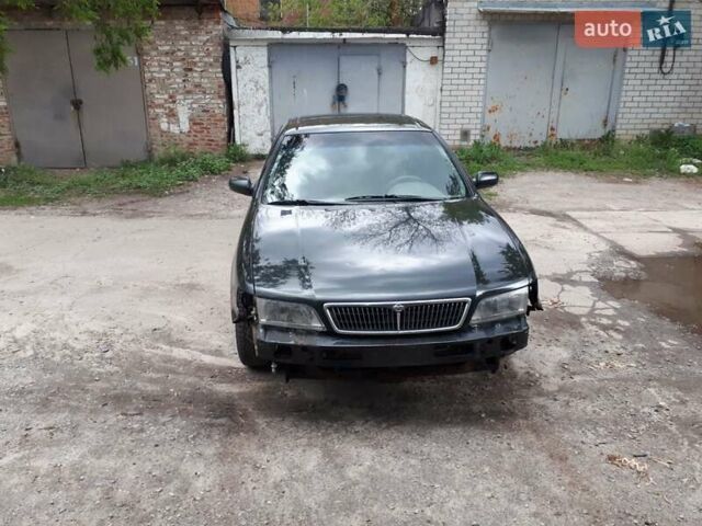 Зеленый Ниссан Максима, объемом двигателя 3 л и пробегом 327 тыс. км за 1670 $, фото 10 на Automoto.ua