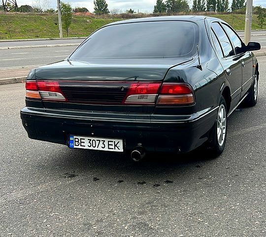 Зелений Ніссан Максіма, об'ємом двигуна 3 л та пробігом 320 тис. км за 3200 $, фото 2 на Automoto.ua