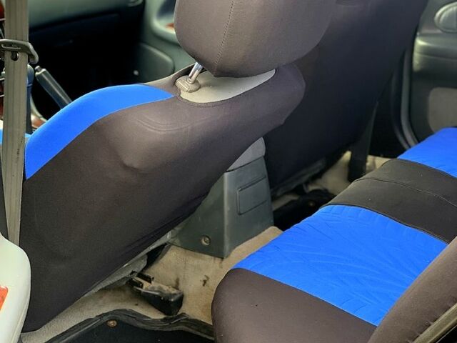 Зелений Ніссан Максіма, об'ємом двигуна 3 л та пробігом 453 тис. км за 2100 $, фото 3 на Automoto.ua