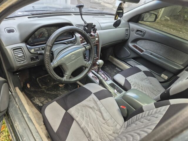 Зеленый Ниссан Максима, объемом двигателя 2 л и пробегом 2 тыс. км за 1400 $, фото 2 на Automoto.ua