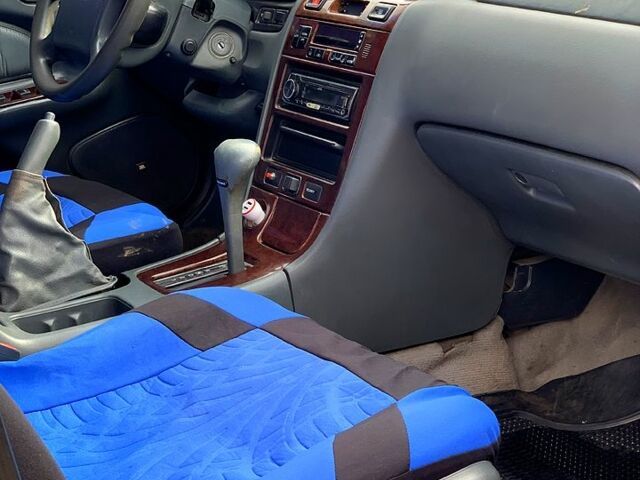 Зелений Ніссан Максіма, об'ємом двигуна 3 л та пробігом 453 тис. км за 2100 $, фото 4 на Automoto.ua