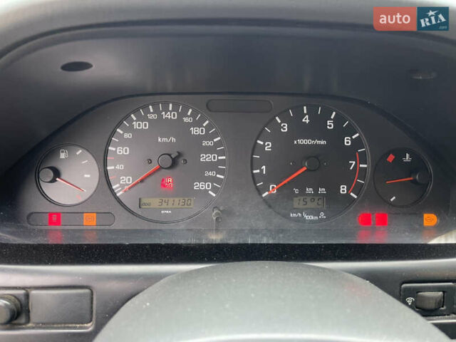 Ниссан Максима 1999 в Киеве на Automoto.ua Зеленый Ниссан Максима, объемом двигателя 2 л и пробегом 340 тыс. км за 1900 $, фото 12 на Automoto.ua