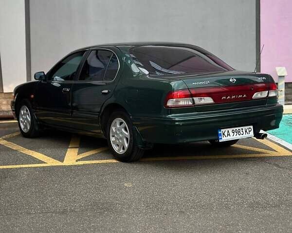 Ніссан Максіма 1999 у Чугуеве на Automoto.ua Зелений Ніссан Максіма, об'ємом двигуна 3 л та пробігом 280 тис. км за 3499 $, фото 2 на Automoto.ua
