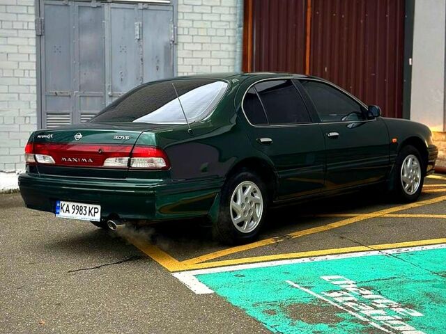 Ніссан Максіма 1999 у Чугуеве на Automoto.ua Зелений Ніссан Максіма, об'ємом двигуна 3 л та пробігом 277 тис. км за 3499 $, фото 2 на Automoto.ua