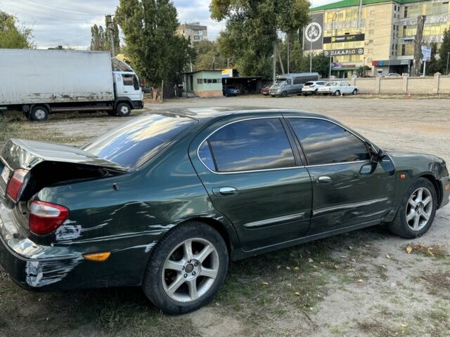 Зеленый Ниссан Максима, объемом двигателя 3 л и пробегом 230 тыс. км за 999 $, фото 2 на Automoto.ua