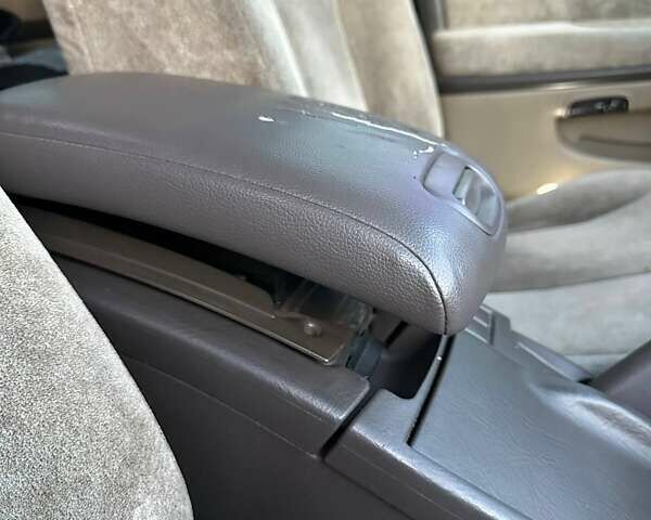 Зелений Ніссан Максіма, об'ємом двигуна 3 л та пробігом 487 тис. км за 3900 $, фото 24 на Automoto.ua