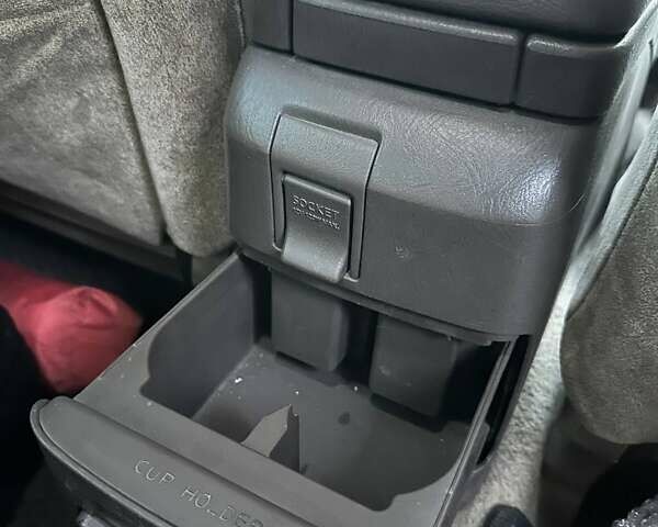 Зелений Ніссан Максіма, об'ємом двигуна 3 л та пробігом 487 тис. км за 3900 $, фото 21 на Automoto.ua