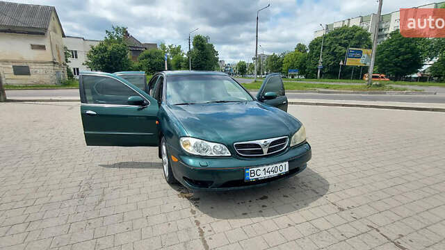 Зеленый Ниссан Максима, объемом двигателя 2 л и пробегом 298 тыс. км за 2998 $, фото 1 на Automoto.ua