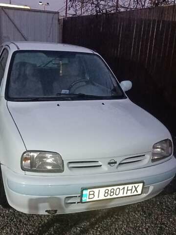 Белый Ниссан Микра, объемом двигателя 1 л и пробегом 200 тыс. км за 1800 $, фото 1 на Automoto.ua