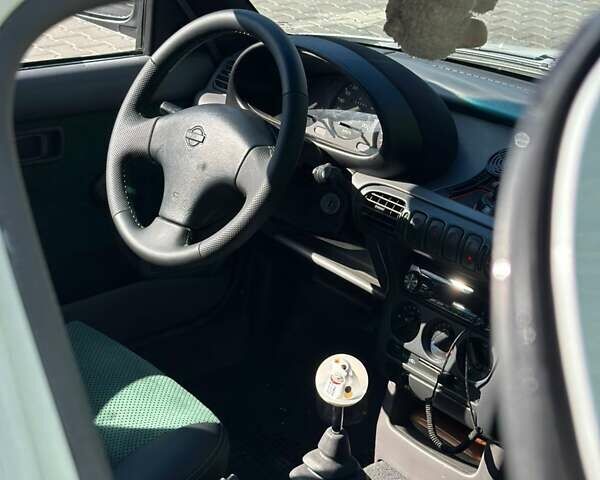 Белый Ниссан Микра, объемом двигателя 1 л и пробегом 190 тыс. км за 5999 $, фото 3 на Automoto.ua