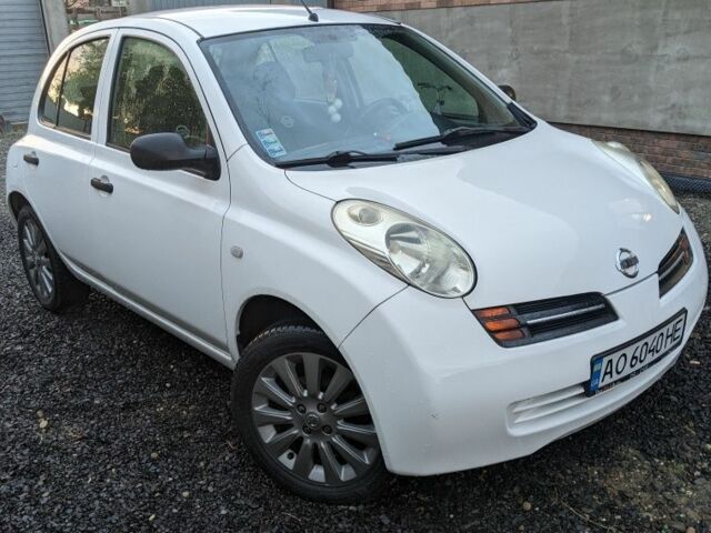 Білий Ніссан Мікра, об'ємом двигуна 1.5 л та пробігом 245 тис. км за 3999 $, фото 1 на Automoto.ua