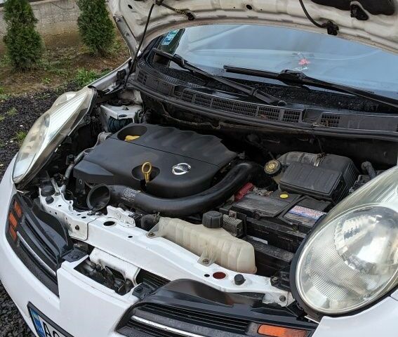 Білий Ніссан Мікра, об'ємом двигуна 1.5 л та пробігом 245 тис. км за 3999 $, фото 5 на Automoto.ua