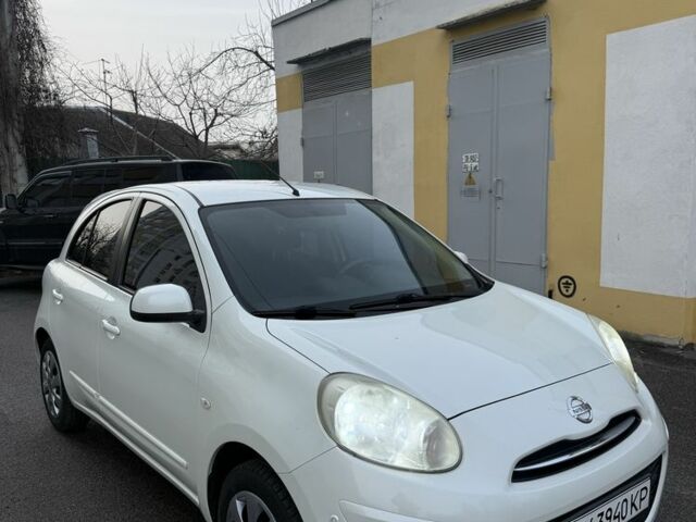 Білий Ніссан Мікра, об'ємом двигуна 1.2 л та пробігом 158 тис. км за 5950 $, фото 1 на Automoto.ua