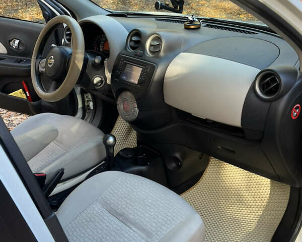 Белый Ниссан Микра, объемом двигателя 1.2 л и пробегом 164 тыс. км за 6500 $, фото 12 на Automoto.ua