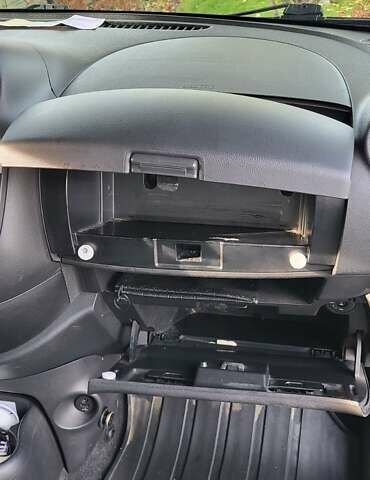 Белый Ниссан Микра, объемом двигателя 1.2 л и пробегом 110 тыс. км за 8000 $, фото 10 на Automoto.ua