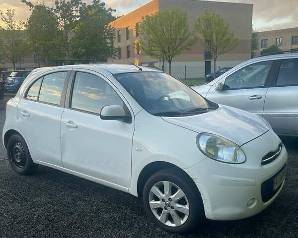Білий Ніссан Мікра, об'ємом двигуна 1.2 л та пробігом 112 тис. км за 7300 $, фото 1 на Automoto.ua