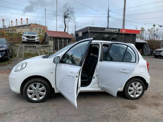 Білий Ніссан Мікра, об'ємом двигуна 1.2 л та пробігом 145 тис. км за 6640 $, фото 10 на Automoto.ua