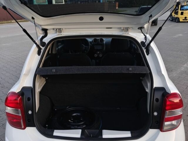 Белый Ниссан Микра, объемом двигателя 1.2 л и пробегом 155 тыс. км за 7800 $, фото 7 на Automoto.ua