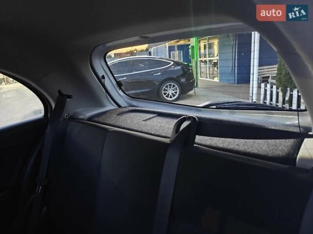 Белый Ниссан Микра, объемом двигателя 1.2 л и пробегом 155 тыс. км за 7500 $, фото 11 на Automoto.ua