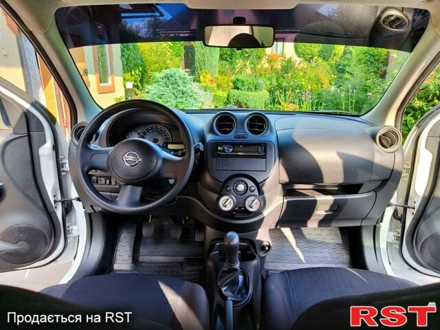 Белый Ниссан Микра, объемом двигателя 1.2 л и пробегом 84 тыс. км за 7400 $, фото 2 на Automoto.ua