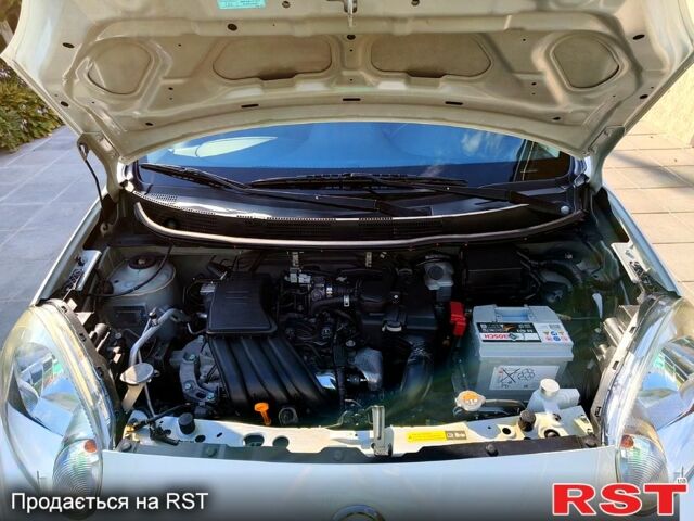 Белый Ниссан Микра, объемом двигателя 1.2 л и пробегом 84 тыс. км за 7400 $, фото 6 на Automoto.ua