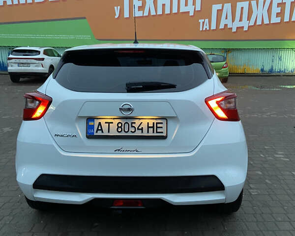 Белый Ниссан Микра, объемом двигателя 1 л и пробегом 62 тыс. км за 10000 $, фото 6 на Automoto.ua