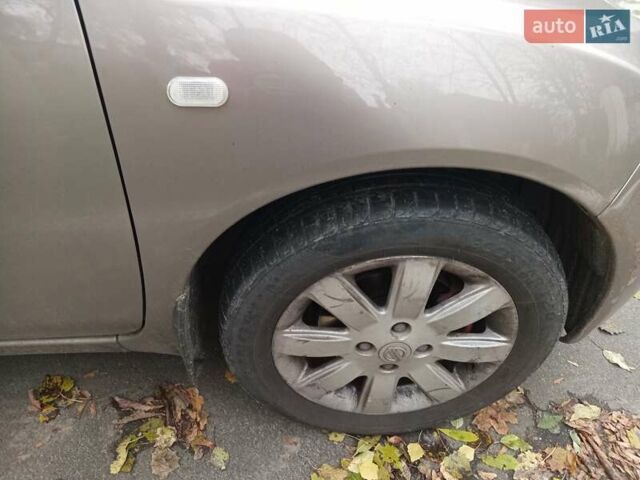 Бежевий Ніссан Мікра, об'ємом двигуна 1.4 л та пробігом 207 тис. км за 5600 $, фото 4 на Automoto.ua