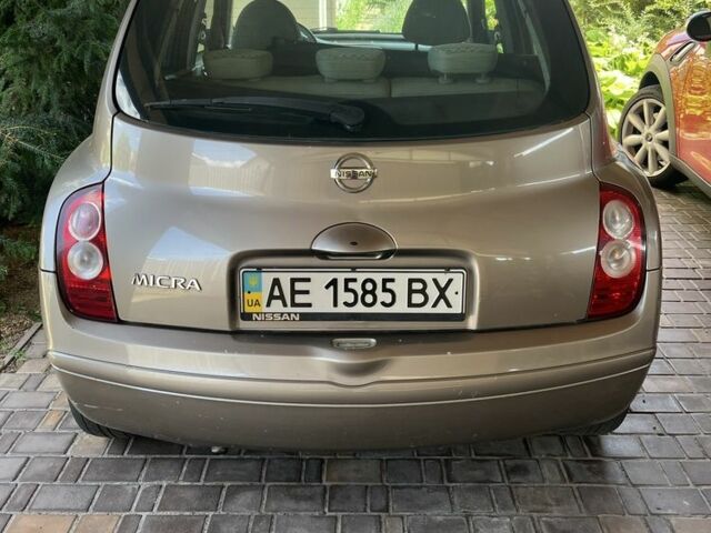 Бежевый Ниссан Микра, объемом двигателя 1.4 л и пробегом 213 тыс. км за 5000 $, фото 4 на Automoto.ua