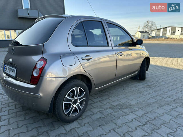 Бежевий Ніссан Мікра, об'ємом двигуна 1.2 л та пробігом 163 тис. км за 5000 $, фото 4 на Automoto.ua