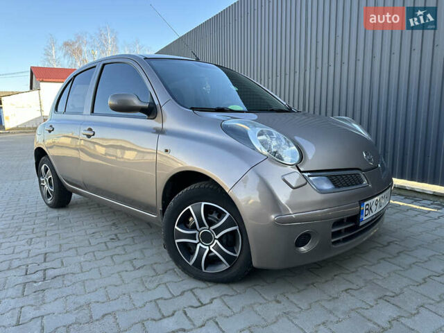 Бежевий Ніссан Мікра, об'ємом двигуна 1.2 л та пробігом 163 тис. км за 5000 $, фото 1 на Automoto.ua