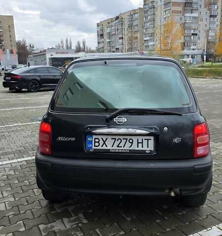 Черный Ниссан Микра, объемом двигателя 1 л и пробегом 188 тыс. км за 2499 $, фото 5 на Automoto.ua
