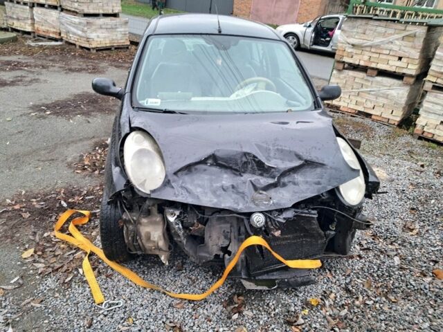 Черный Ниссан Микра, объемом двигателя 1.2 л и пробегом 170 тыс. км за 1800 $, фото 4 на Automoto.ua