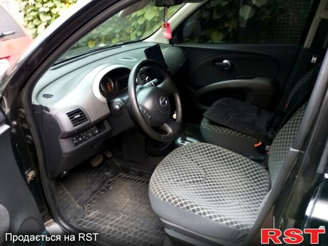 Черный Ниссан Микра, объемом двигателя 1.4 л и пробегом 0 тыс. км за 5200 $, фото 5 на Automoto.ua