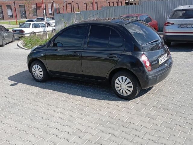 Черный Ниссан Микра, объемом двигателя 1.2 л и пробегом 200 тыс. км за 2000 $, фото 3 на Automoto.ua