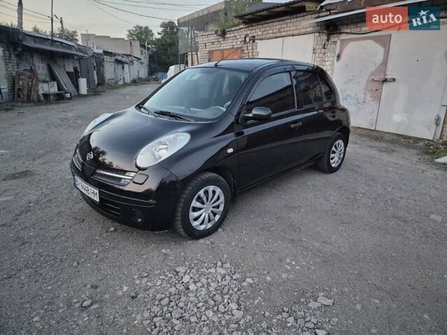 Черный Ниссан Микра, объемом двигателя 1.24 л и пробегом 220 тыс. км за 5300 $, фото 1 на Automoto.ua
