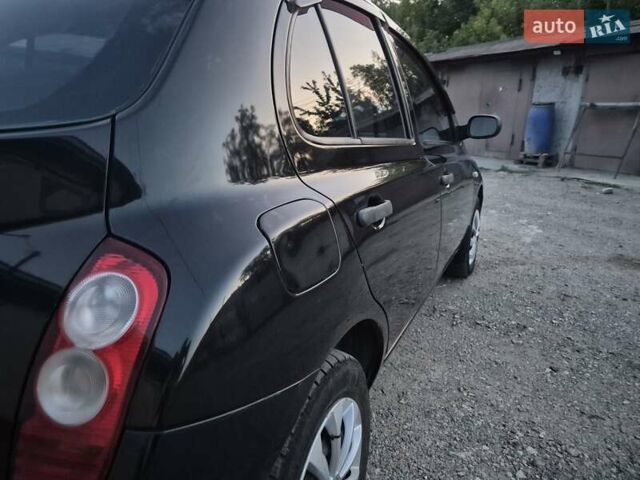 Черный Ниссан Микра, объемом двигателя 1.24 л и пробегом 220 тыс. км за 5300 $, фото 8 на Automoto.ua