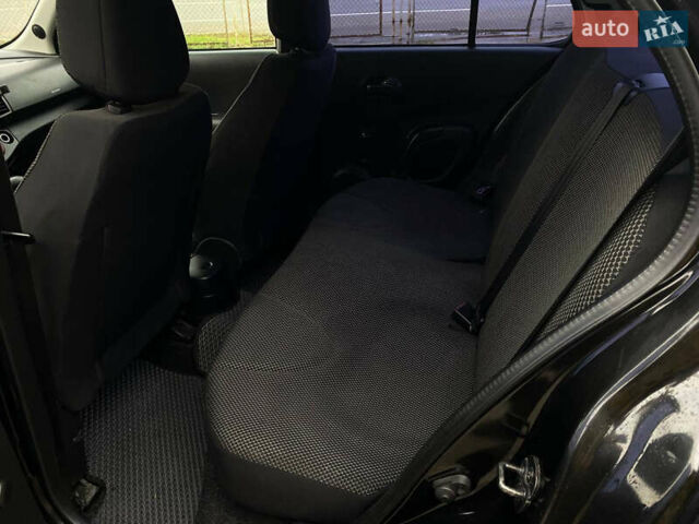 Чорний Ніссан Мікра, об'ємом двигуна 1.2 л та пробігом 169 тис. км за 4999 $, фото 16 на Automoto.ua