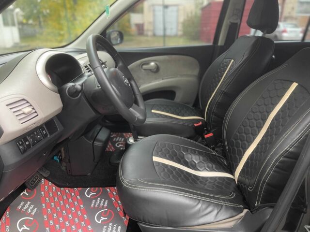 Чорний Ніссан Мікра, об'ємом двигуна 1.4 л та пробігом 115 тис. км за 5500 $, фото 11 на Automoto.ua