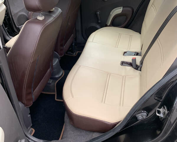 Чорний Ніссан Мікра, об'ємом двигуна 1.24 л та пробігом 190 тис. км за 5200 $, фото 5 на Automoto.ua