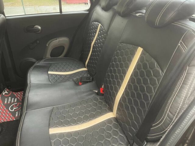 Чорний Ніссан Мікра, об'ємом двигуна 1.4 л та пробігом 115 тис. км за 5500 $, фото 19 на Automoto.ua