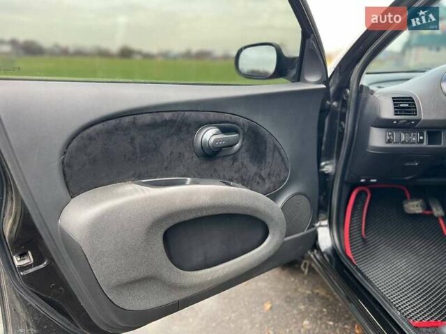Черный Ниссан Микра, объемом двигателя 1.24 л и пробегом 180 тыс. км за 5700 $, фото 28 на Automoto.ua