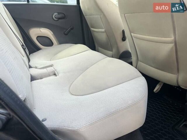 Черный Ниссан Микра, объемом двигателя 1.39 л и пробегом 186 тыс. км за 6750 $, фото 28 на Automoto.ua
