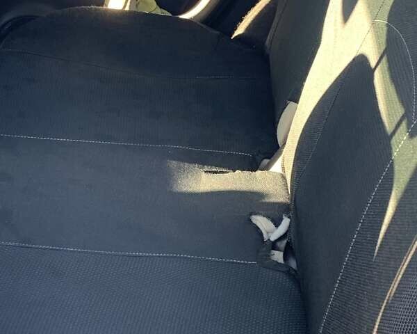 Черный Ниссан Микра, объемом двигателя 1.4 л и пробегом 179 тыс. км за 5100 $, фото 7 на Automoto.ua