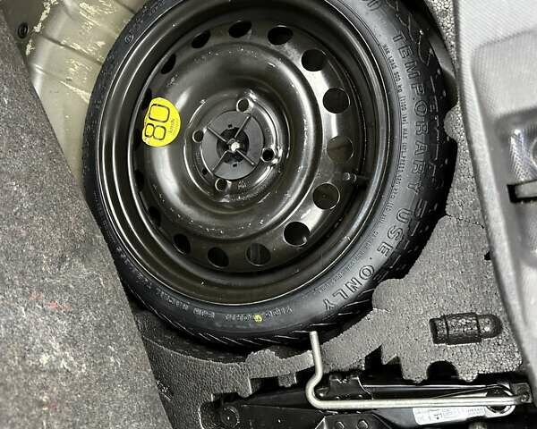 Черный Ниссан Микра, объемом двигателя 1.24 л и пробегом 148 тыс. км за 5999 $, фото 66 на Automoto.ua