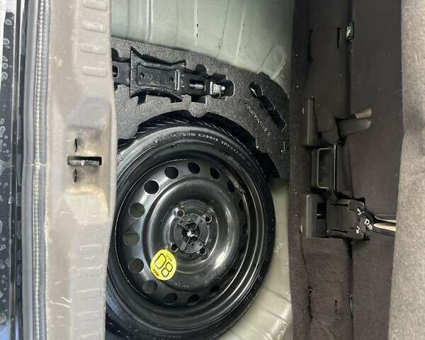 Черный Ниссан Микра, объемом двигателя 1.39 л и пробегом 186 тыс. км за 6750 $, фото 30 на Automoto.ua