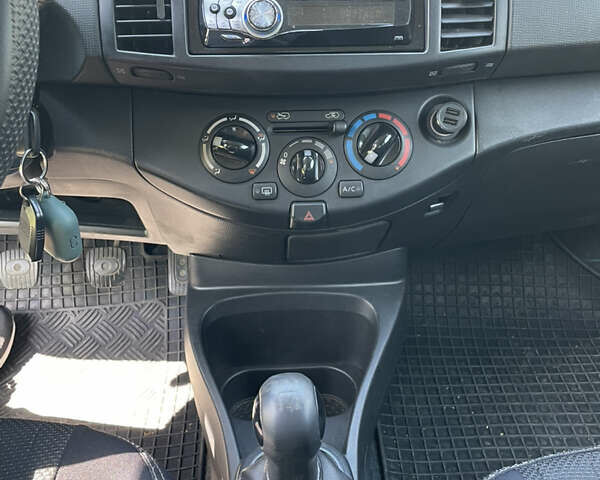 Черный Ниссан Микра, объемом двигателя 1.2 л и пробегом 178 тыс. км за 4900 $, фото 9 на Automoto.ua