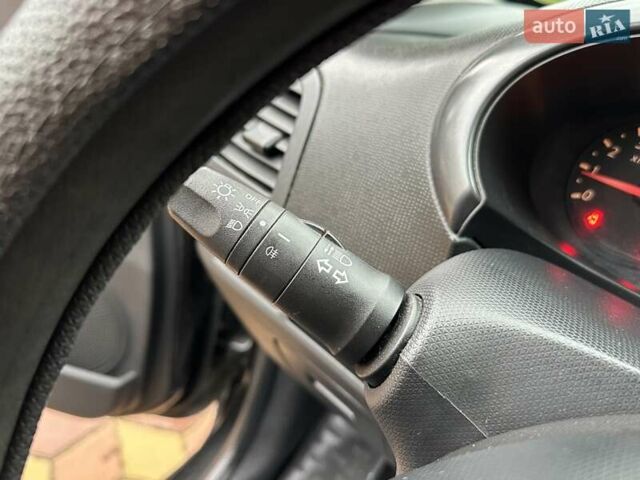 Черный Ниссан Микра, объемом двигателя 1.24 л и пробегом 148 тыс. км за 5999 $, фото 55 на Automoto.ua