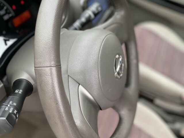 Черный Ниссан Микра, объемом двигателя 1.2 л и пробегом 130 тыс. км за 6500 $, фото 16 на Automoto.ua