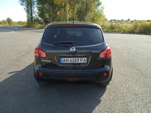 Черный Ниссан Микра, объемом двигателя 2 л и пробегом 200 тыс. км за 7200 $, фото 3 на Automoto.ua