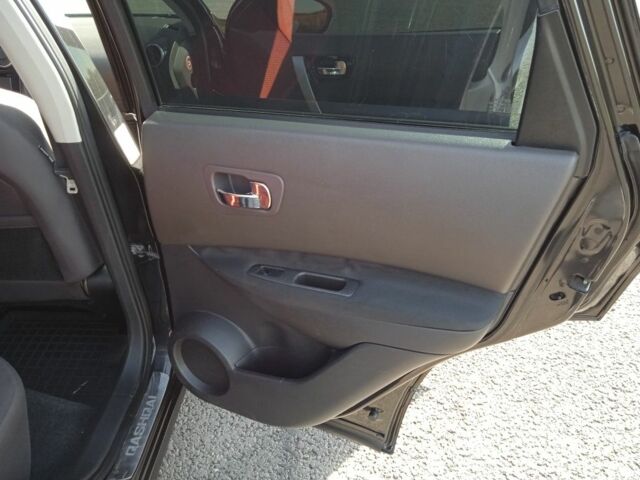 Черный Ниссан Микра, объемом двигателя 2 л и пробегом 200 тыс. км за 7200 $, фото 17 на Automoto.ua